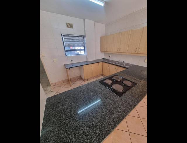 2 BEDROOM PROPERTY TO RENT IN BEDFORD GARDENS